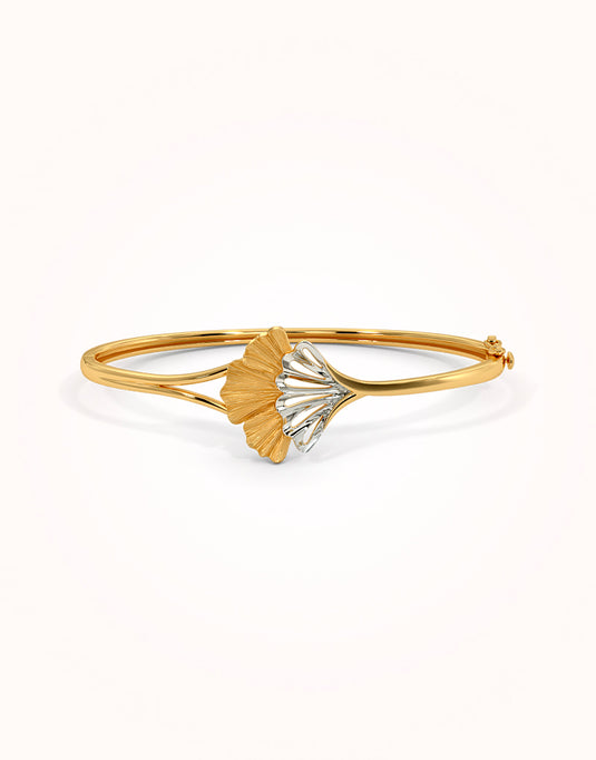 Sansa oval bangle