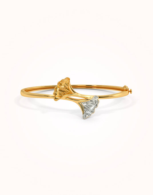 Tango oval bangle