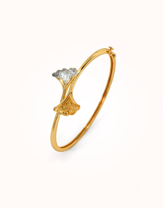 Tango oval bangle