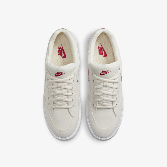Nike retro style